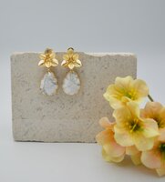Fleurs Howlite